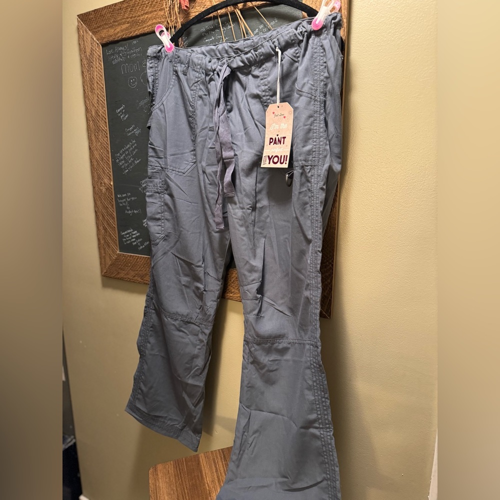 NWT cargo scrub pants